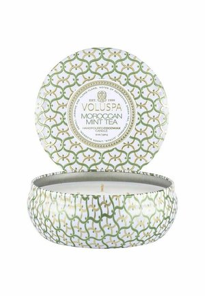 VOLUSPA 3-WICK CANDLE DECORATIVE TIN MOROCCAN MINT TEA 340G - Doftljus - white