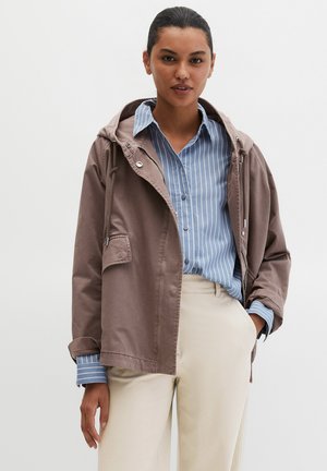 MIT KAPUZE  - Giacca leggera - chalky brown