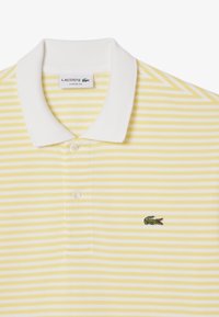 Lacoste MC  - Piké - blanc jaune kba