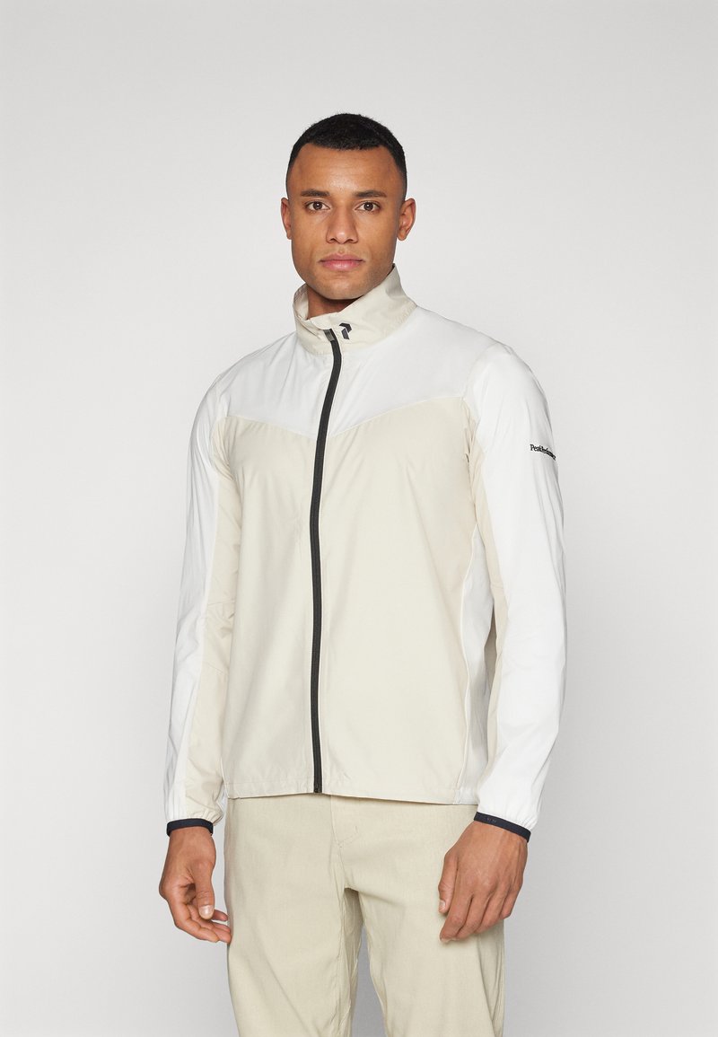 Peak Performance MEADOW WIND JACKET - Softshelljakke - sand fog/offwhite/