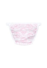 Rosa gemusterter Badeshorts mit einem weißen Rüschensaum, der ein florales Design in hellen Farbtönen vor einem strukturierten Hintergrund zeigt.