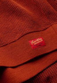 Superdry & Co TEXTURED CREW - Strickpullover - autumnal orange