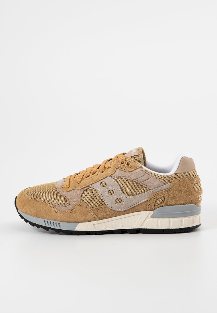 Sneakers low