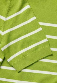 JJXX JXLAYLA COMFY - Jersey de punto - parrot green