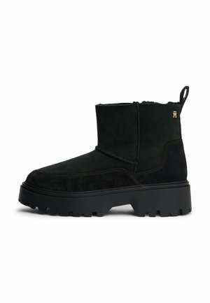 CLEAT PULL-ON  - Snowboot/Winterstiefel - black