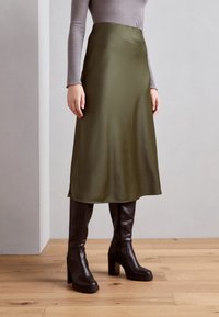 Lindex MARIA - Áčková sukně - dark green