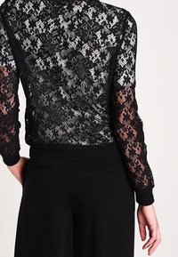Vero Moda Kurtka Bomber