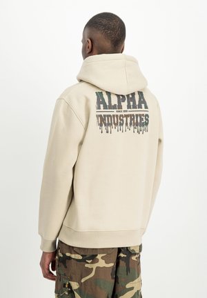 Alpha Industries, ALPHA INDUSTRIES MEN - HOODIES DRIPPING CAMO PRINT HOODIE - Jersey con capucha - organic beige
