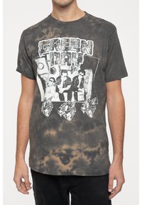 Paradiso Clothing GREEN DAY REVOLUTION RADIO DIP DYE - Print T-shirt - black
