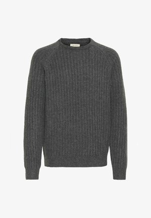 Suéter gris oscuro hecho de tejido de punto acanalado, con cuello redondo y mangas largas. Sin patrones ni herrajes visibles.