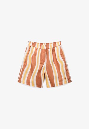 Pantalones cortos de baño con rayas verticales en naranja, blanco y amarillo, con cintura elástica y bolsillos laterales; presenta un detalle de logo bordado.