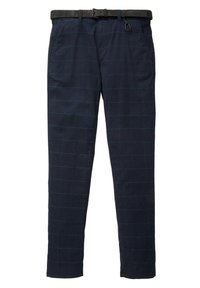 Granatowe spodnie slim-fit z delikatnym wzorem w krateczkę, kieszeniami bocznymi, czarnym paskiem z klamrą oraz małym czarnym karabińczykiem przy pasku.