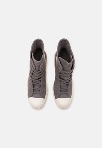 Converse Botines de tacón - grey