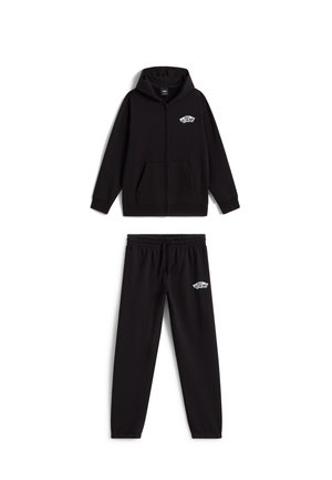 Felpa nera con cappuccio e zip e pantaloni abbinati a vita elastica con logo Vans "Off The Wall" bianco su petto e coscia.