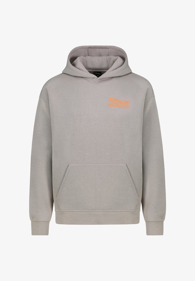 Grauer Kapuzenpulli mit einer Kängurutasche, gerippten Bündchen und einem orangefarbenen "AUTHENTIC COLLECTIVE"-Logo auf der linken Brust. Weicher Stoff.