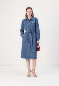 Cras SELENA DRESS - Denimové šaty - light blue