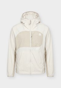 Δεν επιλέχθηκε, light orewood brown/light british tan/cream/summit white