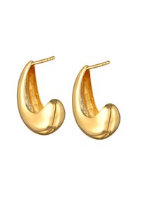 Orecchini a cerchio in oro con un design curvato e asimmetrico; superficie liscia con una finitura lucida; chiusura posteriore sicura per il porto.