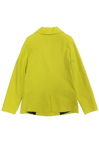 Blazer giallo brillante con colletto a punte, maniche lunghe e silhouette dritta. Presenta tasche laterali e un design con apertura sul retro.