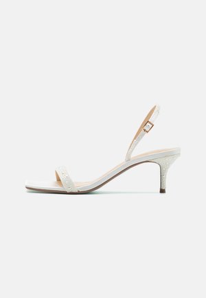 Blue by Betsey Johnson REBEL - Riemensandalette - ivory