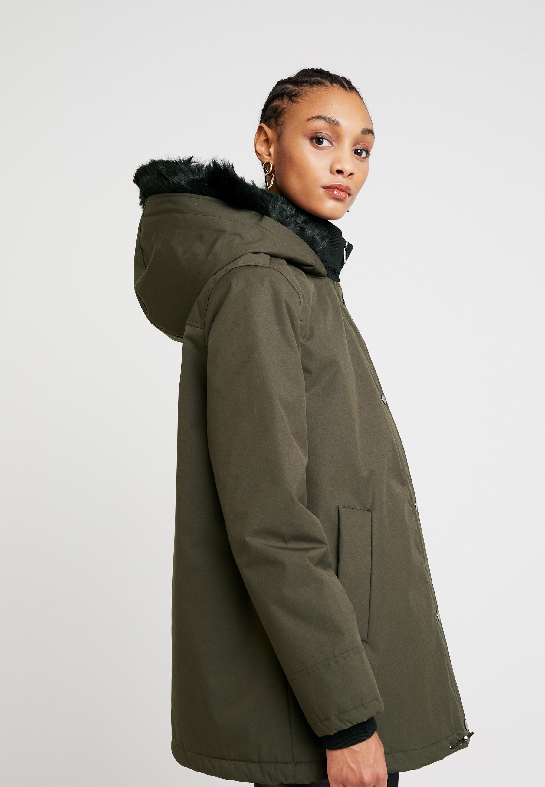 UGG BERNICE Manteau classique olivekaki ZALANDO.FR UGG BERNICE Manteau classique olivekaki ZALANDO.FR