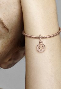 Pandora O DANGLE - Charm - rose gold plated