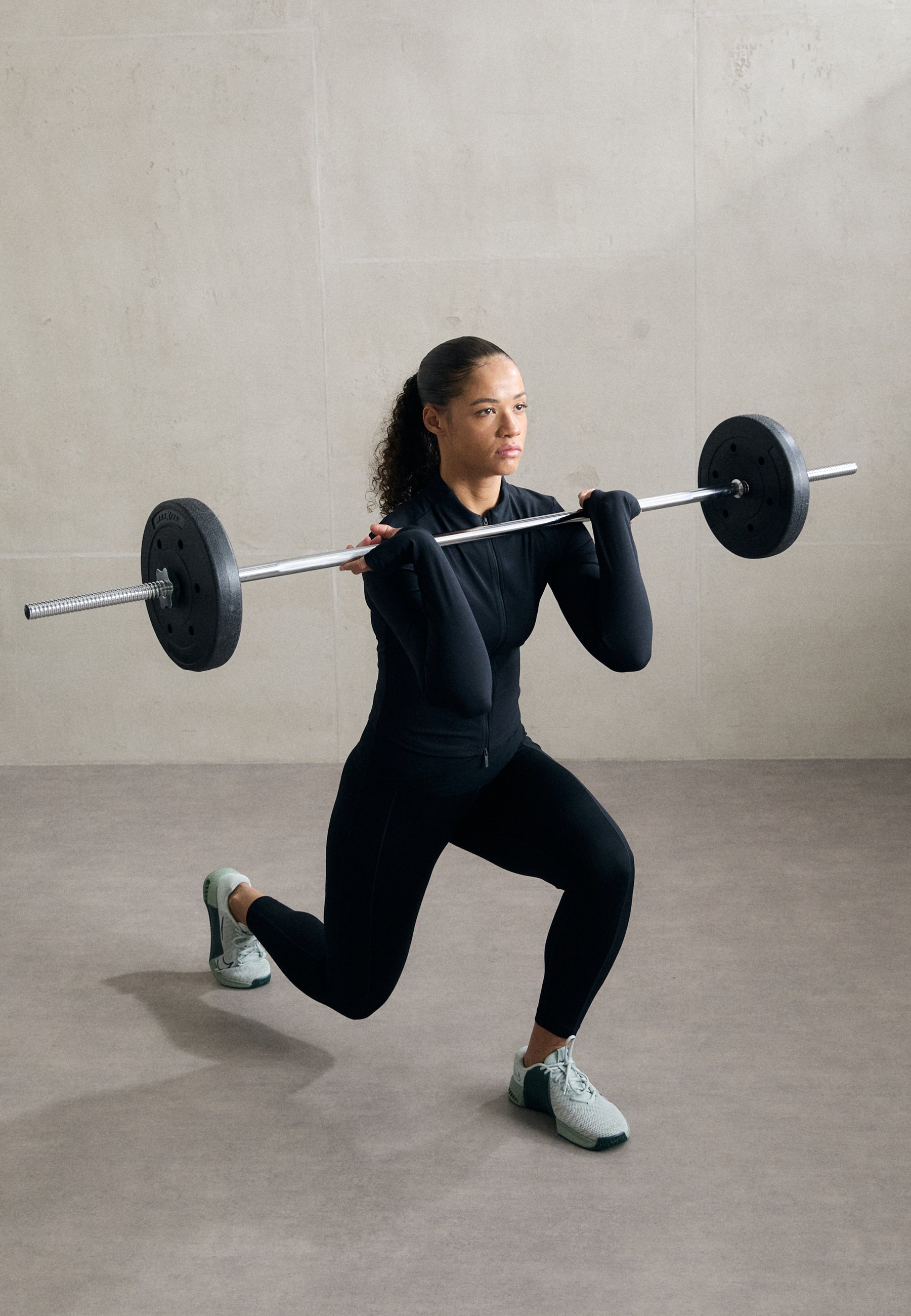 Nike Performance METCON 9 - Training shoe - light silver