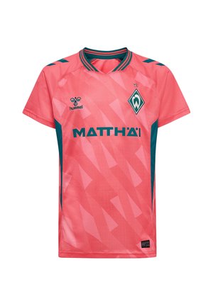 Pink sportstrøje med grønne geometriske mønstre, grønne krave striber, Werder Bremen-logo, Hummel-logo og MATTHÄI sponsor tekst foran.