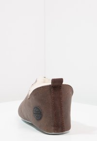 Shepherd LINA - Čības - oiled antique