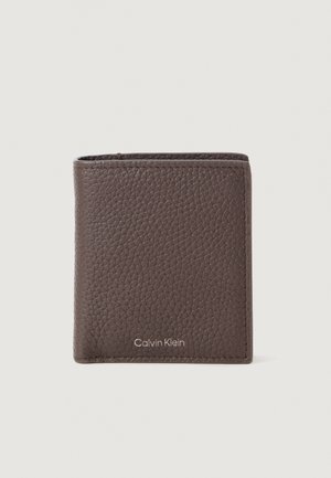 SLIM TRIFOLD CARD - Monedero - ck dark brown