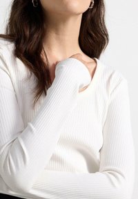 Lindex Longsleeve - white