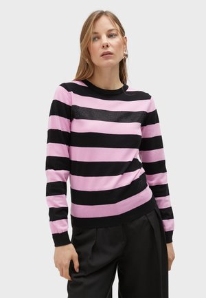 Maglione a righe in nero e rosa, con una texture a griglia, scollo rotondo e pannello orizzontale testurizzato sul petto.