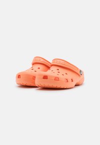 Crocs CLASSIC - Mulas - papaya