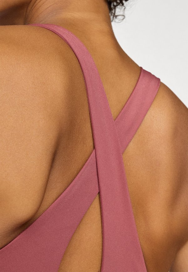 ZOE TANK  - Top - fig4
