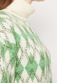 Marks & Spencer Sweter