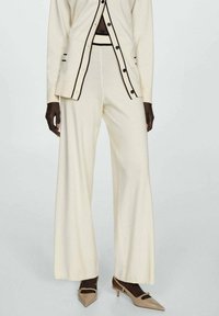 Mango Hlače - off-white