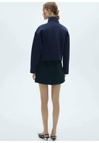 Mango Majica s kapuljačom i patentnim zatvaračem - royal blue