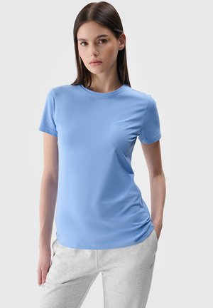 - T-shirt basic