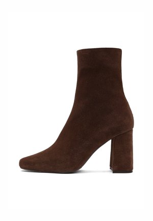 Bottines à talons hauts - brown