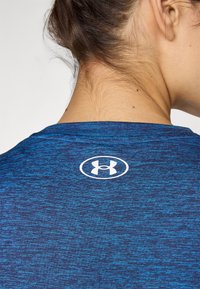 Under Armour TWIST - Camiseta deportiva - blue atlantis/white