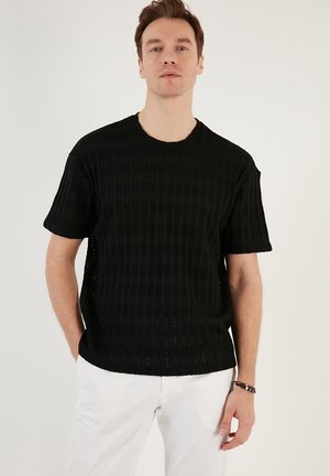 REGULAR FIT - T-shirt basic - black