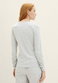 TOM TAILOR DENIM U-BOOT AUSSCHNITT - Langarmshirt - basic light grey melange