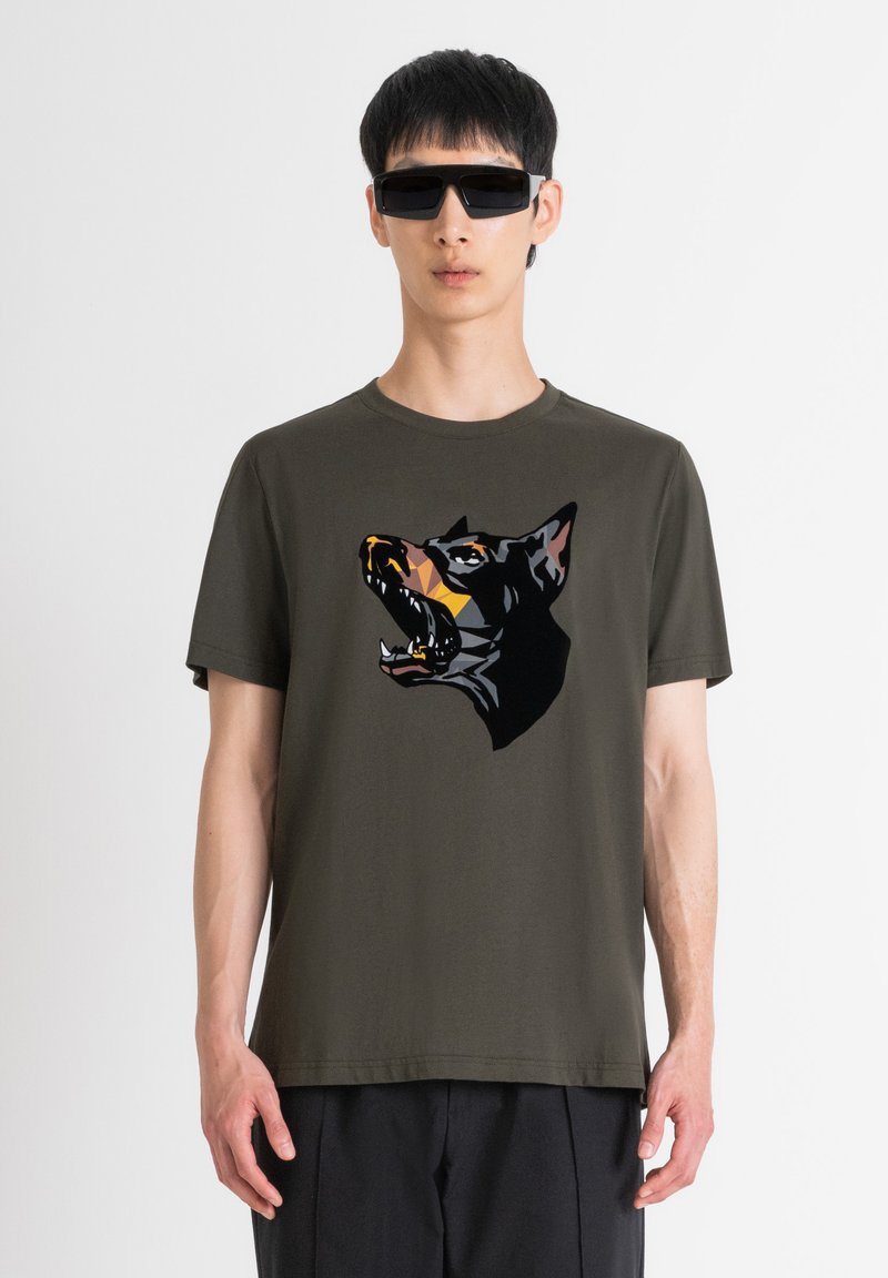 Antony Morato REGULAR FIT FLOCK PRINT - Majica kratkih rukava s printom - dark army