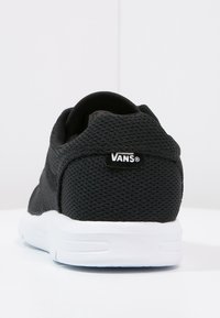 Vans Sneakers - black