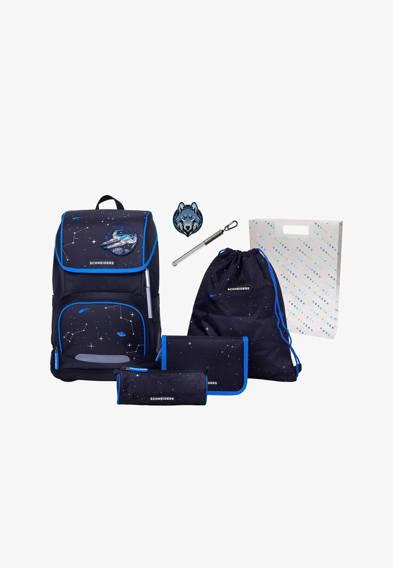 Ensemble de sacs d'école bleu foncé avec des motifs d'espace et de constellations, comprenant un sac à dos, un sac à cordon, une trousse, un portefeuille et un autocollant de loup.