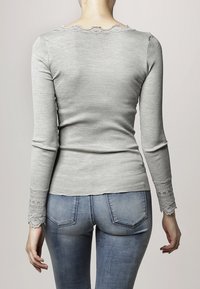 Rosemunde BENITA O NECK - Pitkähihainen paita - grey
