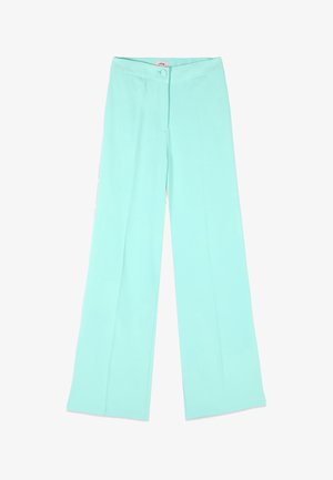 Lichtblauwe wijde broek met hoge taille, knoopsluiting aan de voorkant en ritssluiting, afgebeeld tegen een witte achtergrond.