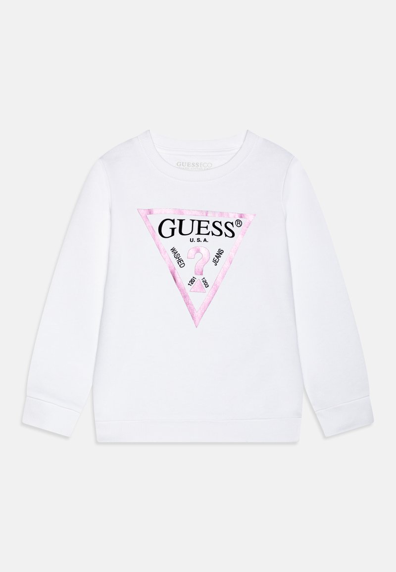 Balts džemperis ar rozā trīsstūra logo, uz kura ir teksts "GUESS" un "U.S.A.", maiga tekstūra, apaļā kakla izgriezums un ribotas piedurknes.