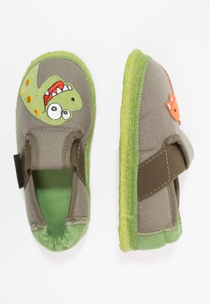 NESSI - Pantuflas - wald