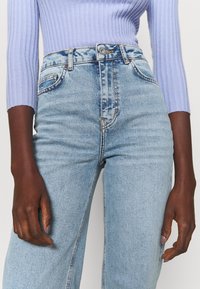 PIECES Tall Jeans straight leg - blue denim